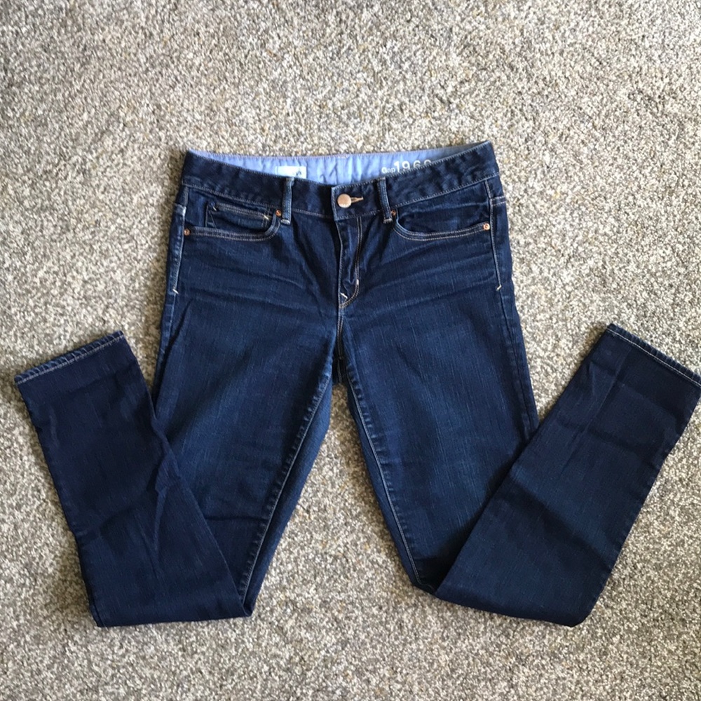 GAP 1969 women’s skinny jeans, dark rinse